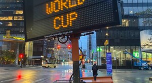 Natpis FIFI WORLD CUP