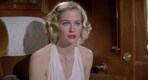 Cybill Shepherd - 10