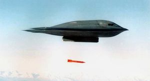 B-2 Spirit baca bombu, arhiva