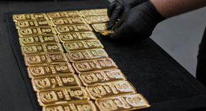 Zašto cijena zlata miruje unatoč sukobu s Iranom - i što bi moglo uslijediti