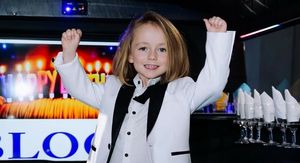 Maja Šuput na Instagramu, Bloom Tatarinov