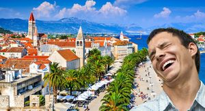 Splitska riva i muškarac koji se smije