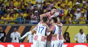 Vatreni slave pogodak Luke Vuškovića