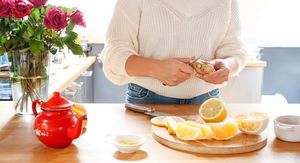 Prirodni napitak protiv tumora: Ova moćna mješavina stvara nepovoljno okruženje za bolest