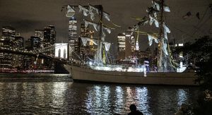Brod meksičke mornarice udario u Brooklynski most u New Yorku - 3