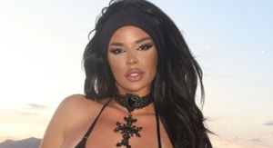 Ivana Knoll - 2