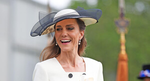 Catherine Middleton u točkastoj haljini brenda Self-Portrait - 9
