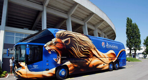 Dinamov autobus
