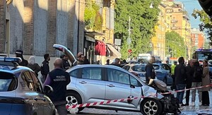Napad automobilom i nožem u Modeni - 6
