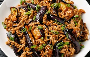 Riža s mljevenim mesom i patlidžanom