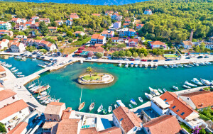 Vrboska - 2