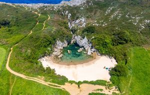 Playa de Gulpiyuri