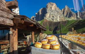 Krafne su veliki hit u planinarskom domu Friedricha Augusta u Dolomitima