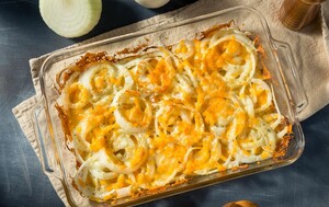 Zapečeni luk sa sirom