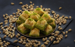 Baklava s pisatacijama