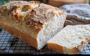 Domaći kruh može se napraviti u kratkom vremenu i od svega šačice sastojaka