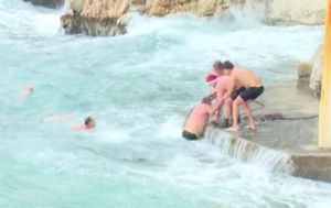 Spašavanje kupača (Screenshot: Kanal Ri)