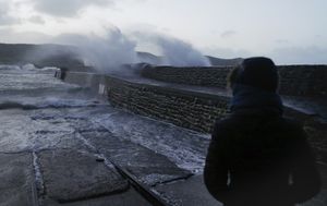Oluja Eleanor pogodila zapadnu Europu (Foto: AFP)