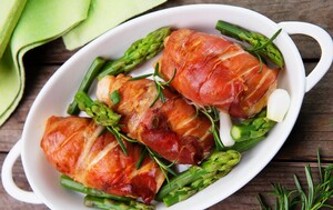 Pileće rolice s pestom i pršutom