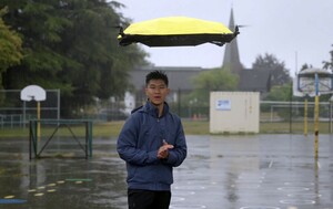 Lebdeći kišobran inovatora Johna Tsea s kanala I Build Stuff - 1