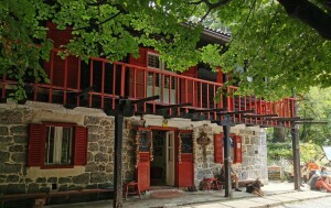 Planinarski dom Paklenica