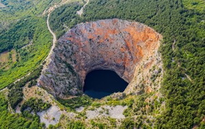 Crveno jezero - 2