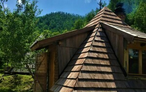 Drvene kućice u Mrzloj Vodici