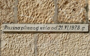 Plimni val