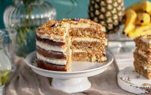 Kolibri torta (Hummingbird cake)