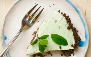 Čokoladni cheesecake s okusom mente