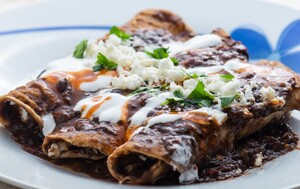 Enfrijoladas