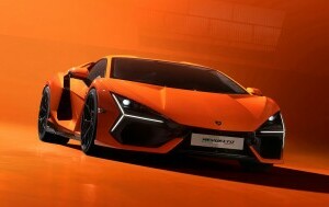 Lamborghini Revuelto - 4