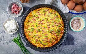 Quiche na podlozi od griza i sira