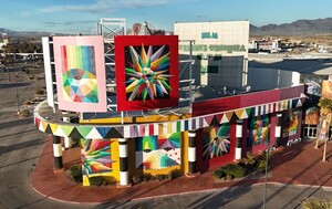 Mural Oasis u Primz Outletu u Nevadi