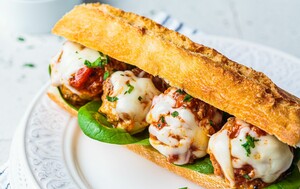 Sendvič s pilećim okruglicama