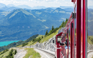 Sankt,Wolfgang,,Austria,-,Juli,19,,2017:,Cogwheel,Train,To