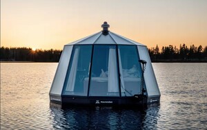 Glacier Floating Hut - 4