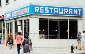 Tom's Restaurant u New Yorku - 1