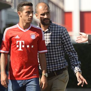Thiago Alcantara i Pep Guardiola (Foto: AFP)