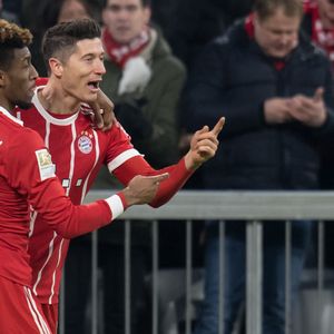 Lewandowski i Coman (Foto: AFP)