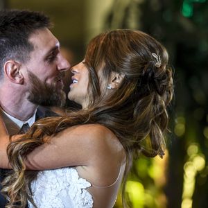 Lionel Messi i Antonella Roccuzzo (Foto: AFP)