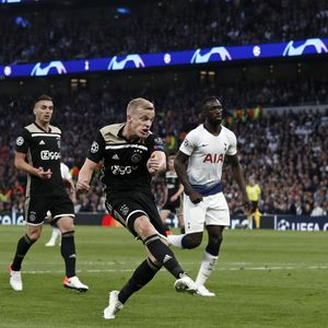 Donny van de Beek (Foto: AFP)