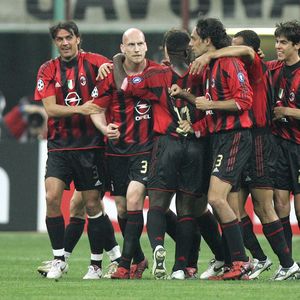 Legendarna momčad Milana s Maldinijem i Kakom (Foto: AFP)