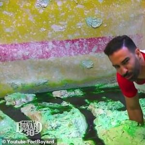 Adil Rami u showu Fort Boyard (Screenshot)