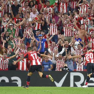 Aduriz slavi pogodak (Foto: AFP)