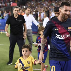 Messi i sin Mateo (Foto: aFP)