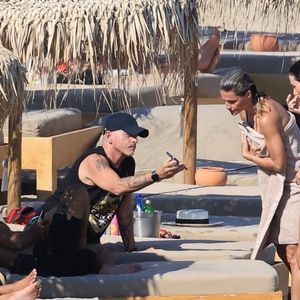Eros Ramazzotti na odmoru je s dvije bivše žene