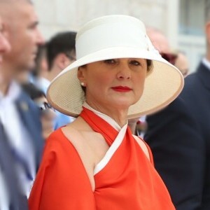 Sanja Musić Milanović sa šeširom brenda Kobali