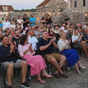 Političari na ljetovanju