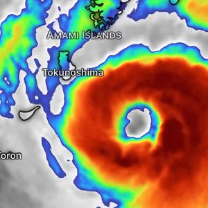 Japan naredio evakuaciju stotina tisuća ljudi zbog tajfuna Delfin